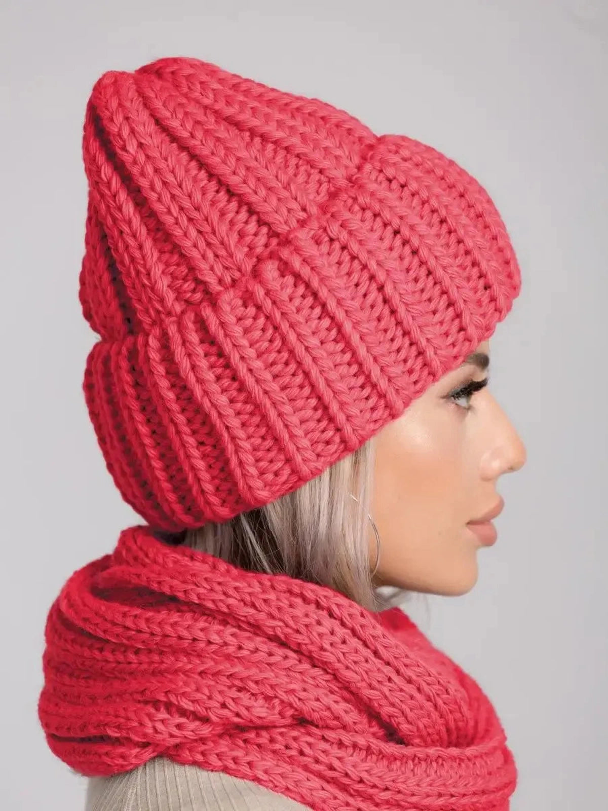 Coral Winter Accessories Set