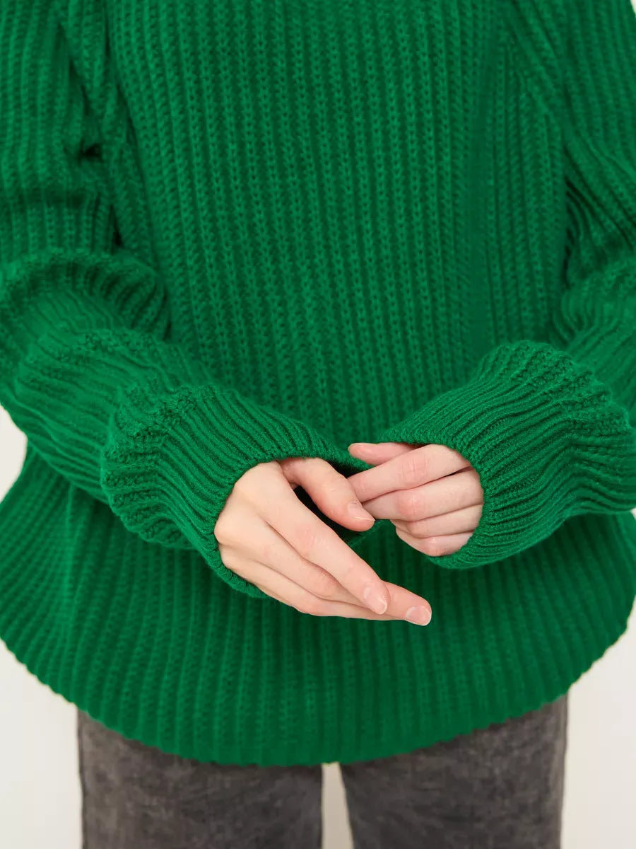 Emerald Sweater by Lauven - Oversized green knitwear featuring a cozy turtleneck and ribbed sleeves.