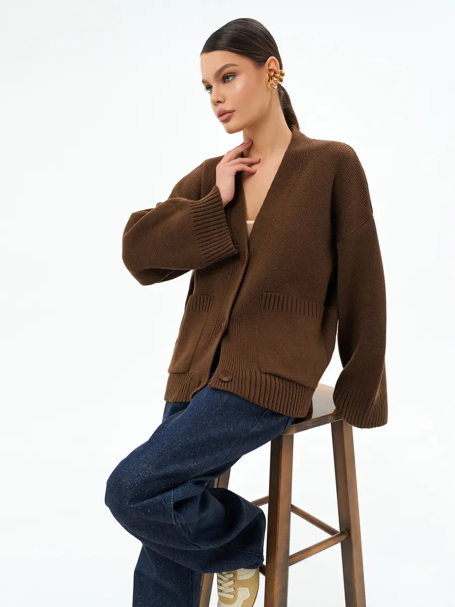 Cocoa Cardigan by Lauven – Warm oversized knitwear in chocolate brown for women, ideal for fall and winter layering.