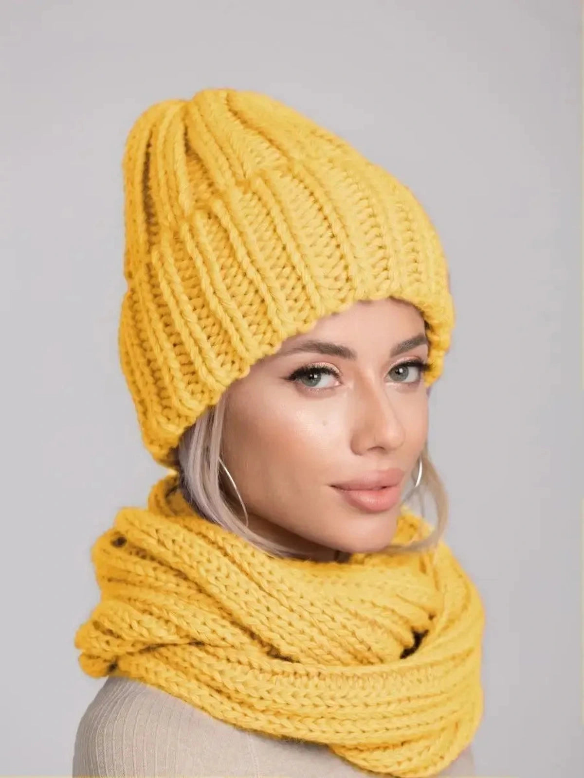 Sunshine Winter Accessories Set