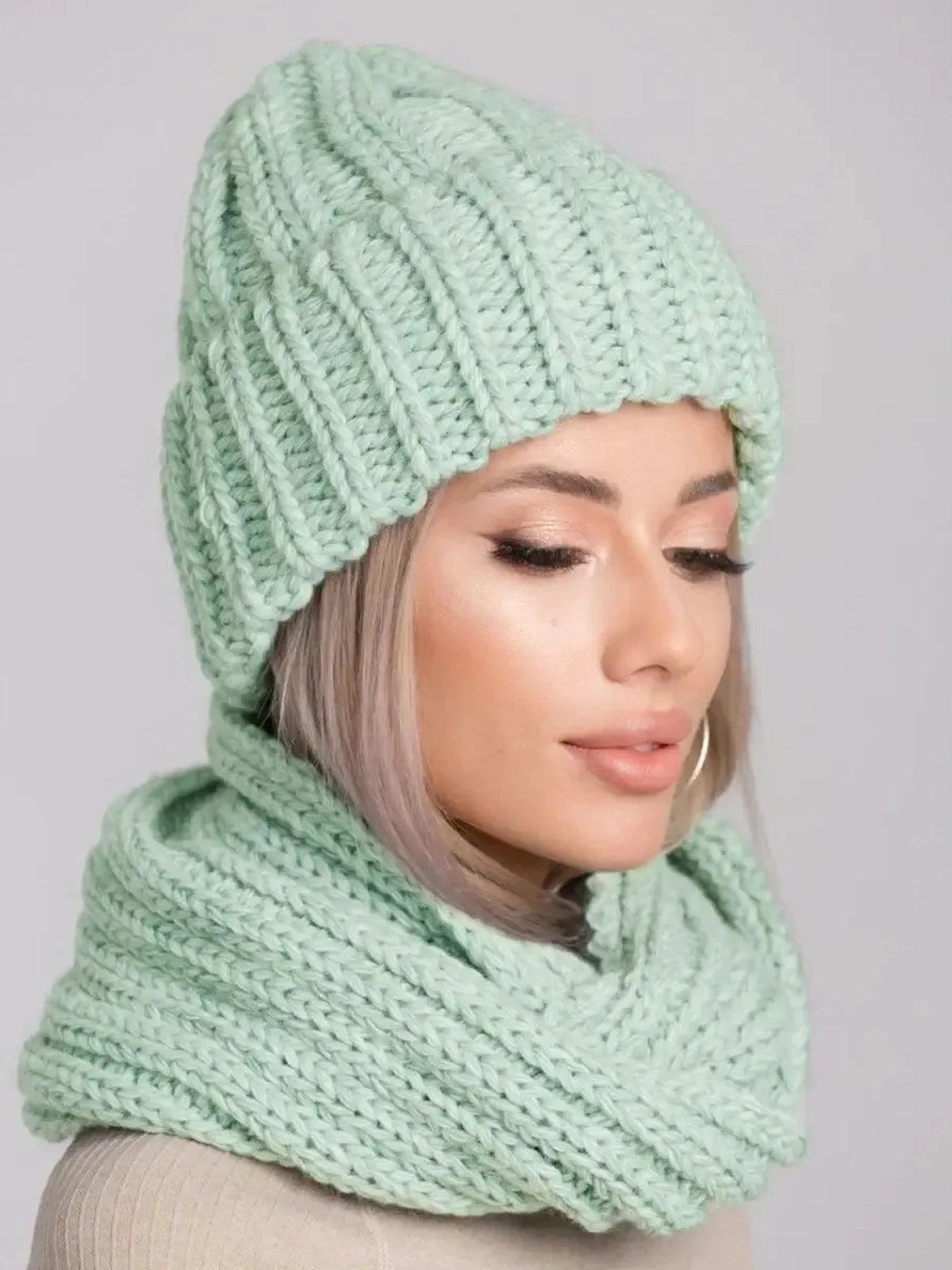 Mint Winter Accessories Set