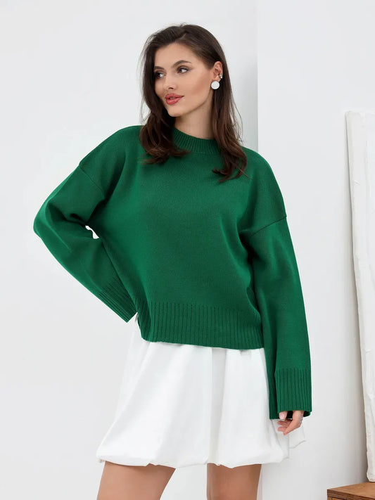 Emerald Sweater by Lauven – Oversized knitwear in rich green for elegant fall and winter style.