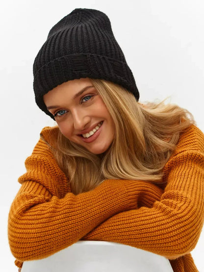 Noir Beanie