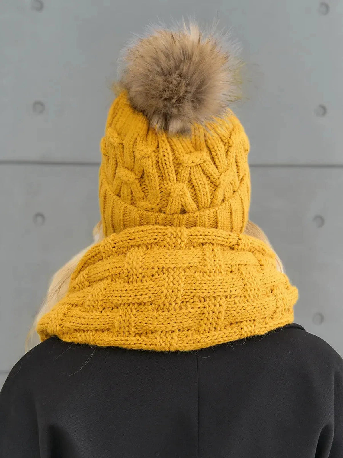 Liora Beanie & Scarf Set