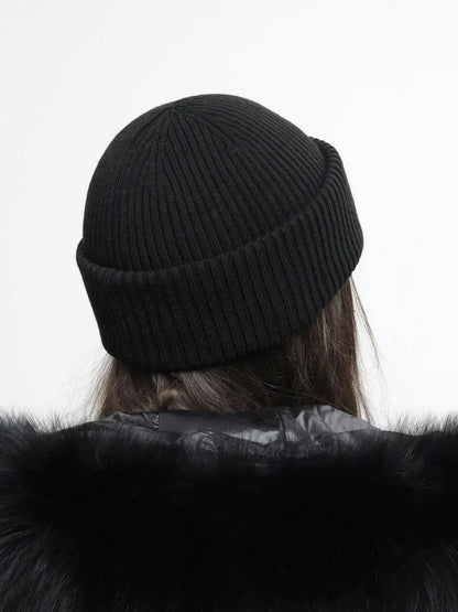 Noir Beanie