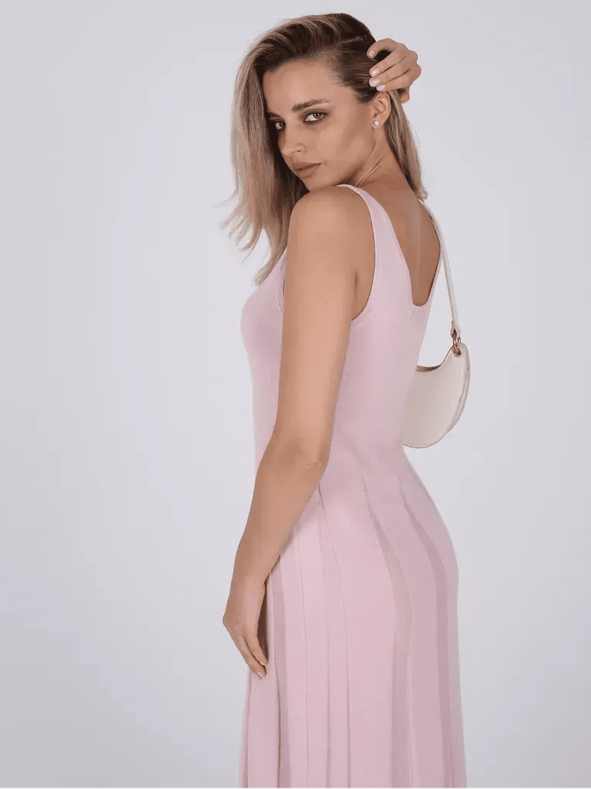 Celeste Maxi Dress by Lauven, elegant ribbed-knit summer dress in soft pink, showcasing a flattering silhouette.