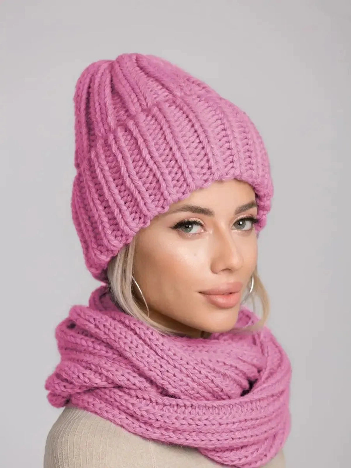 Fuchsia Winter Accessories Set