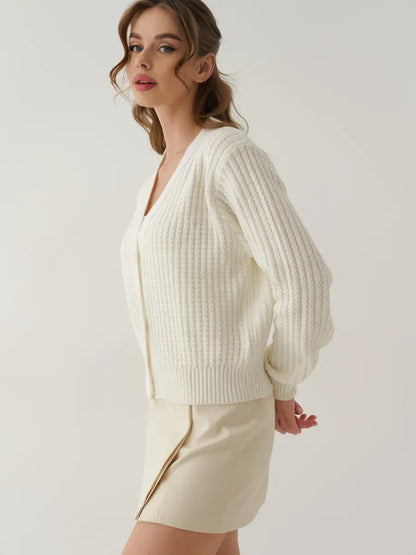 Luna Cardigan by Lauven, oversized cropped knitwear in cream for stylish layering.