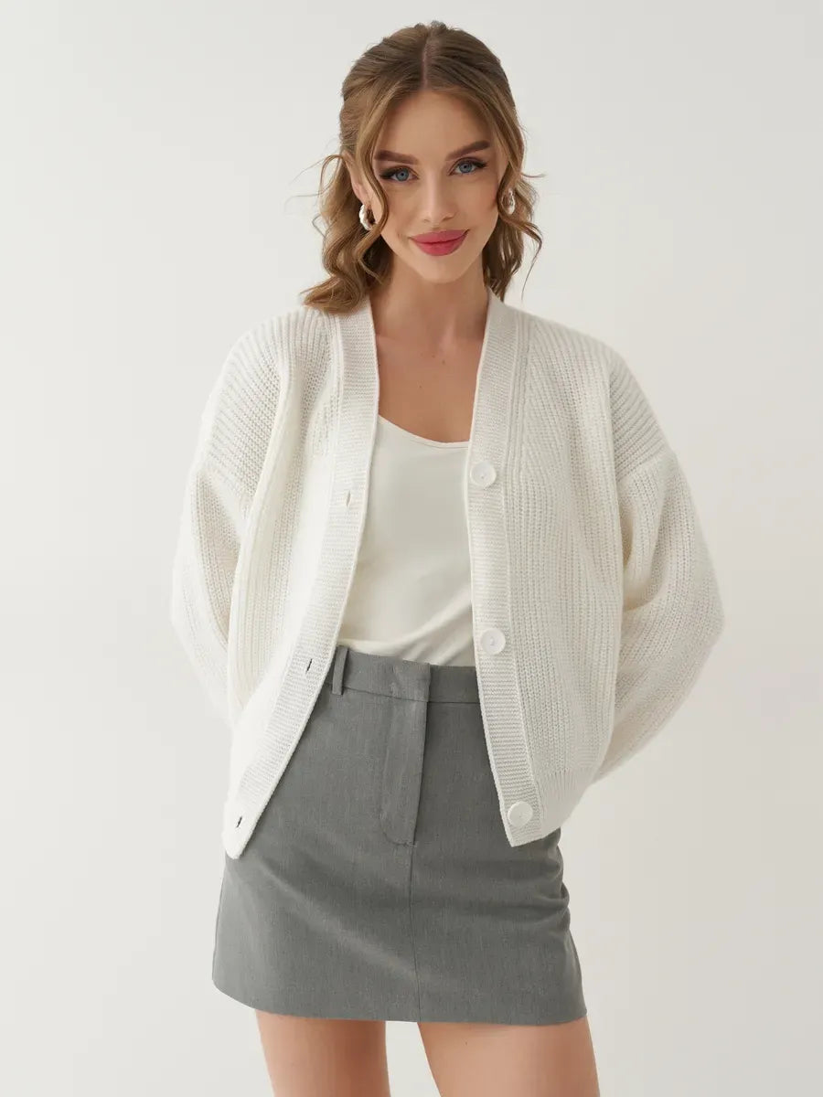 Pearl Cardigan by Lauven – Chic oversized button-front knitwear in white, perfect for stylish layering.