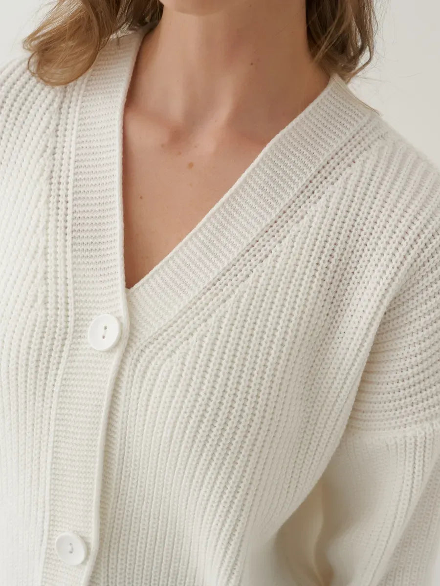 Lauven Pearl Cardigan - Chic oversized button-front knitwear in white featuring a cozy texture.