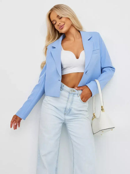 Skyline Blazer from Lauven in soft blue, featuring a cropped tailored design for modern elegance.