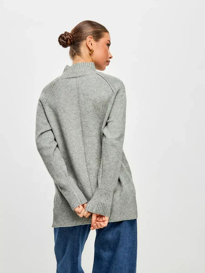 Sterling Sweater by Lauven, oversized cashmere blend in soft grey, perfect for comfort during cooler seasons.
