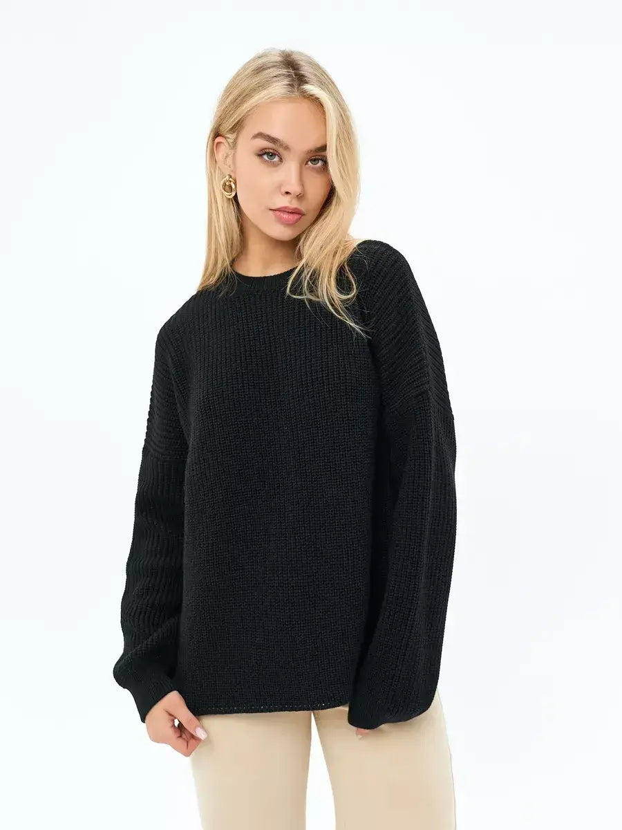 Noir Sweater by Lauven, elegant oversized knit in classic black, perfect for girls and women.