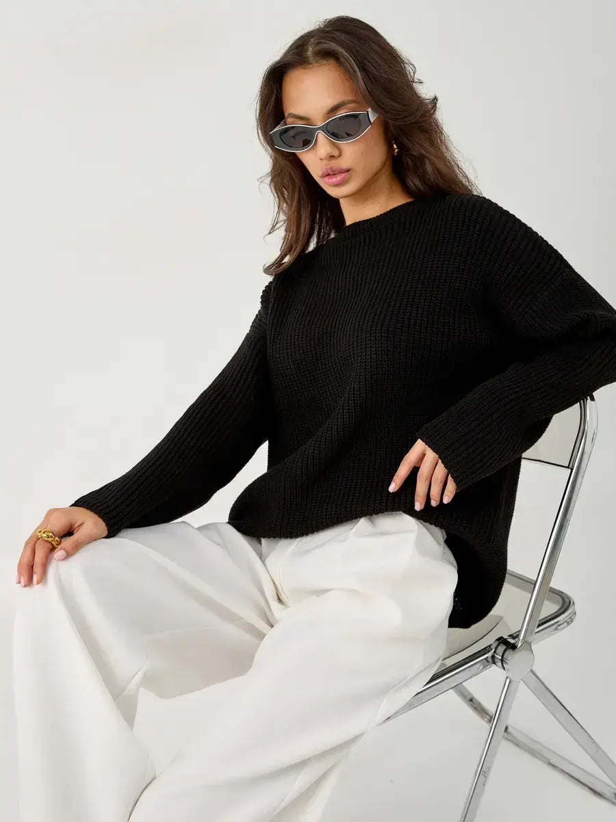 Nola Sweater by Lauven: Oversized black knit pullover with crew neck, perfect for style and comfort.