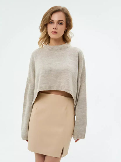 Sand Sweater by Lauven - Cropped oversized knit in light beige, perfect for layering.